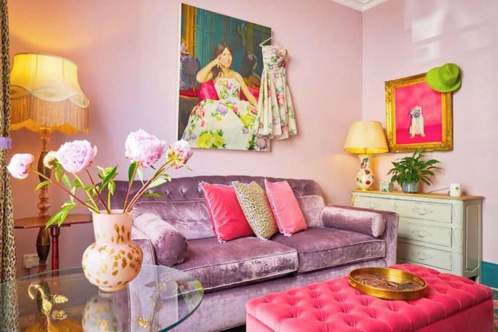 Primrose Hill Boutique - Tap to explore photos