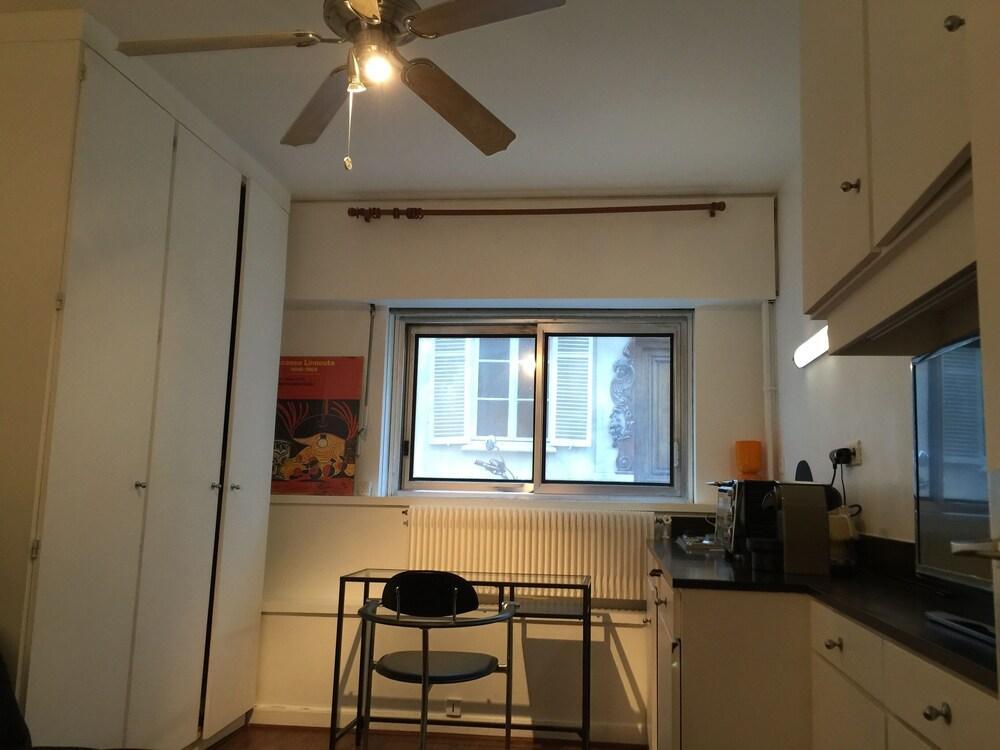 Studio Confortable à Saint Germain des Prés/ Cosy Studio in Central Paris