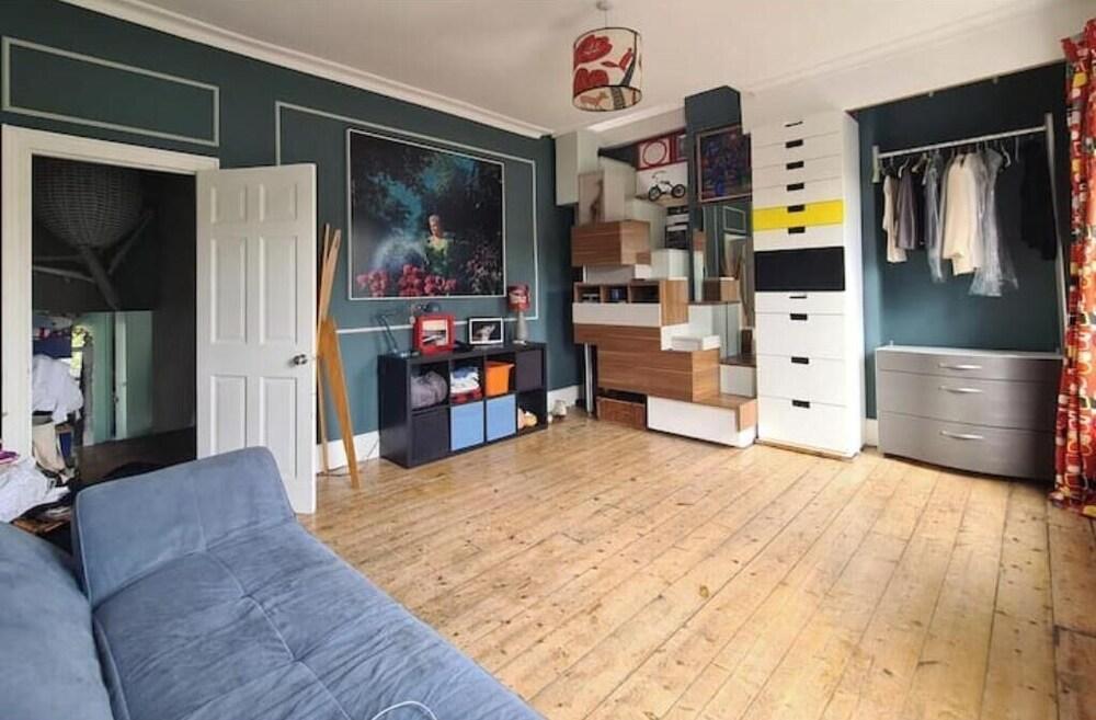 Stylish London Fields House