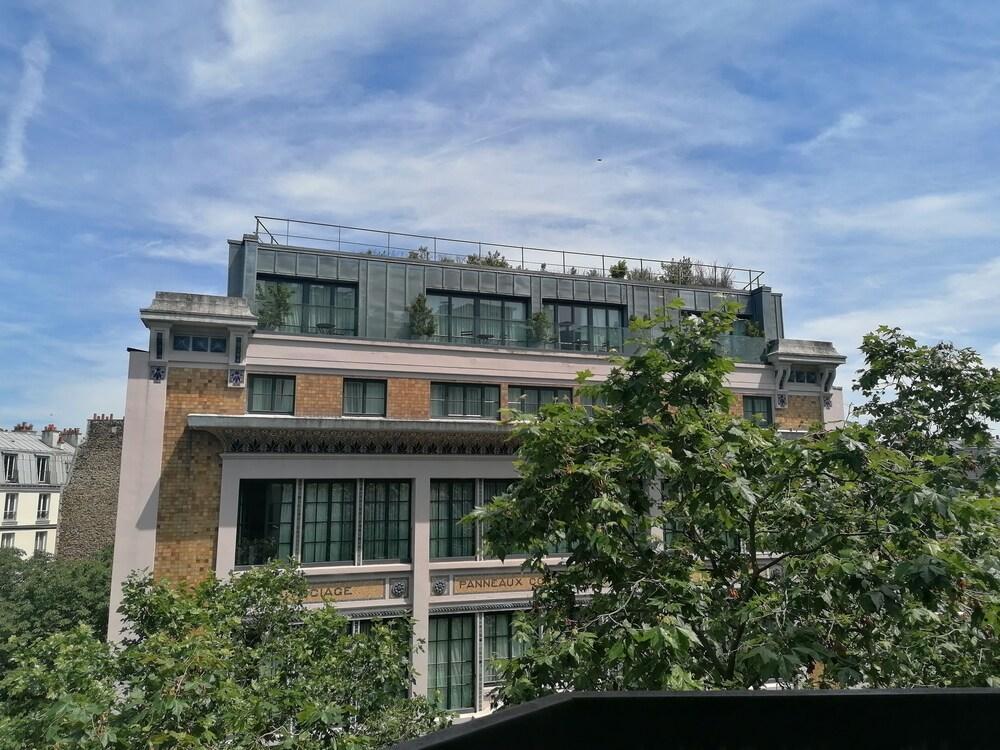 Studio Lumineux Avec sa Terrasse