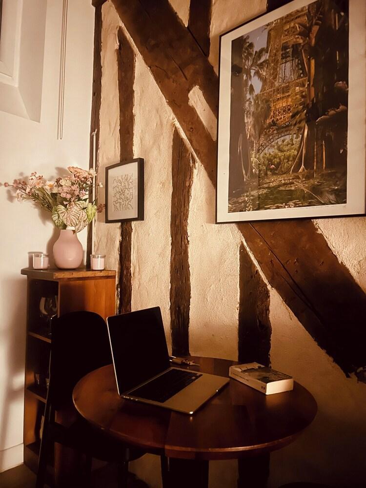 Sweet Home In Paris - Tap to explore photos