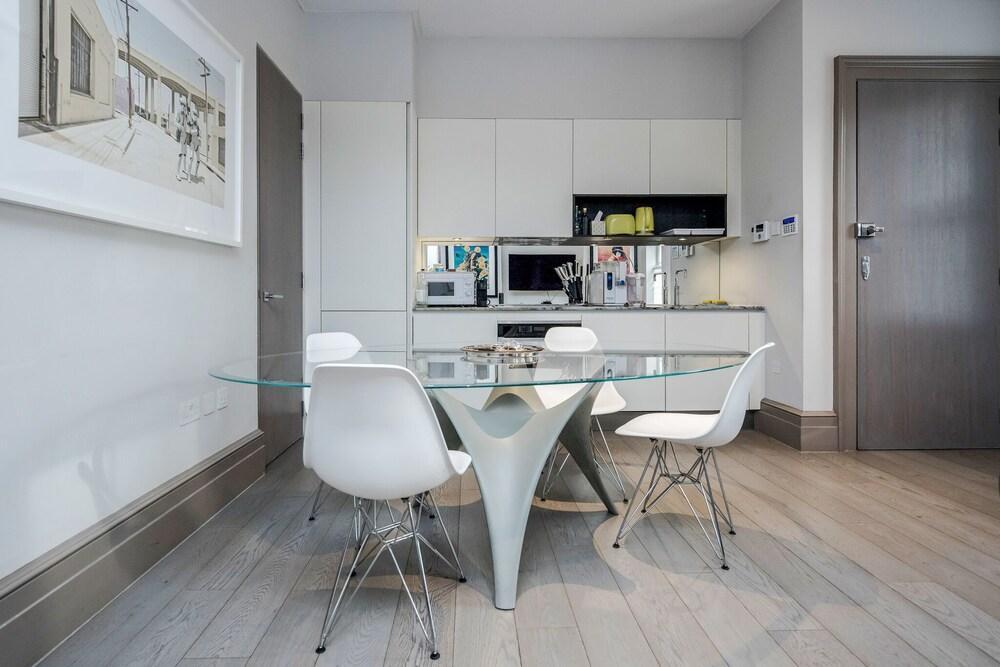 Stylish Soho Flat with Central Air