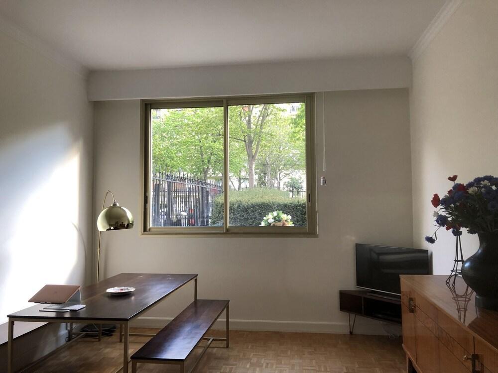 Top Duplex for 4 - Trocadéro Area (facing Eiffel Tower) - Tap to explore photos