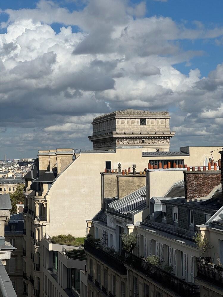 Top floor Paris studio - view of rooftops and monuments
