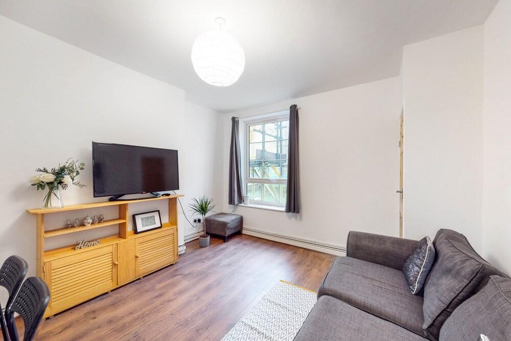 UK.LO.LEY - Charming 2 bedroom flat in Poplar - Tap to explore photos