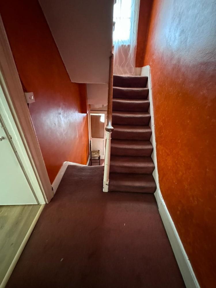 Walton Apartment
