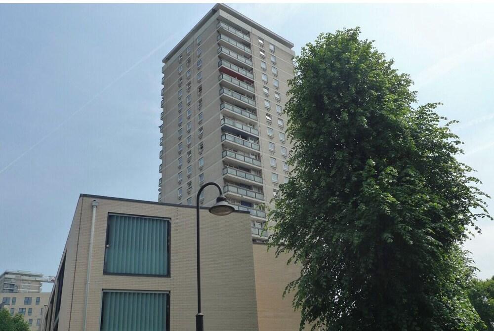 Zone 1, 3 bedroom apartment