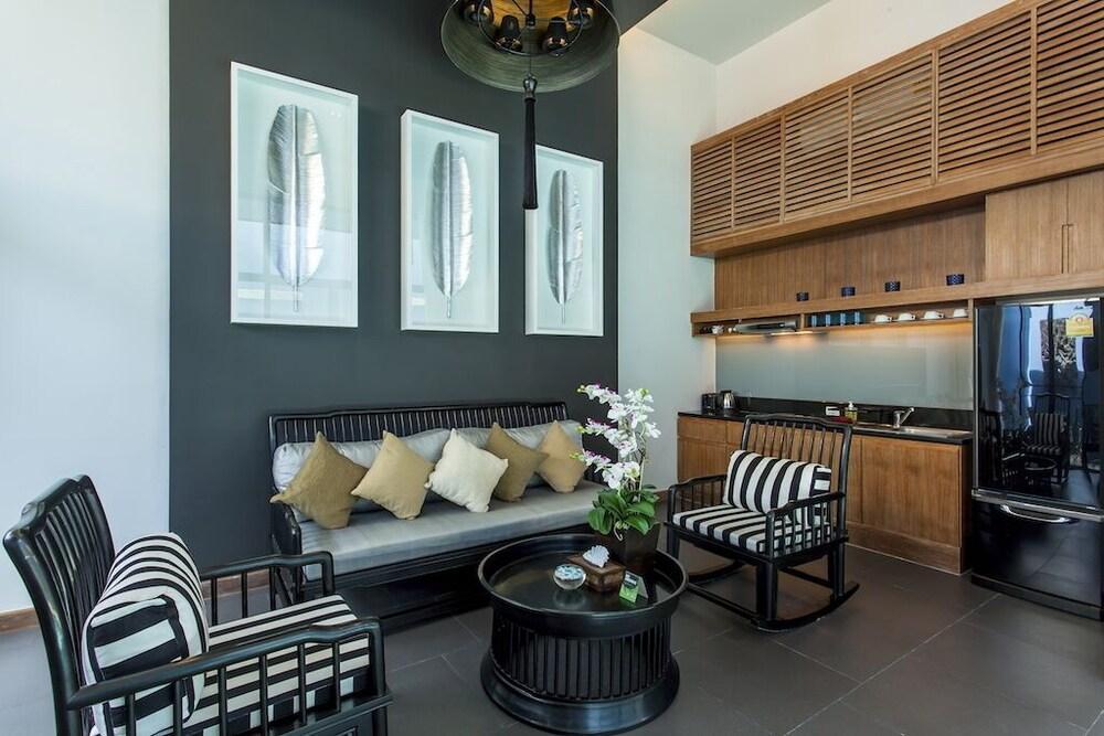 WINGS1-VW2: 1 Bedroom Pool Villa-Wings Layan-Full Kitchen - Tap to explore photos