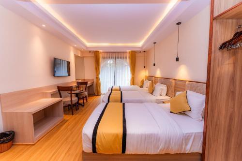 Temple Suites Kathmandu - Tap to explore photos