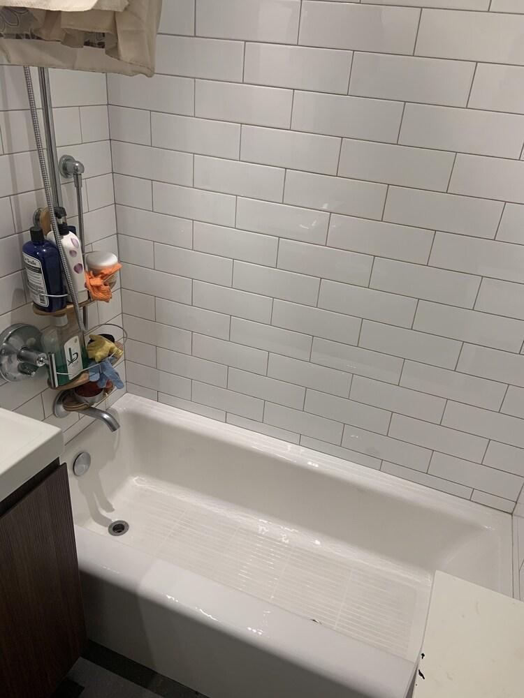 Luxury Cozy Private Studio 1 Bath Apartment - Tap to explore photos