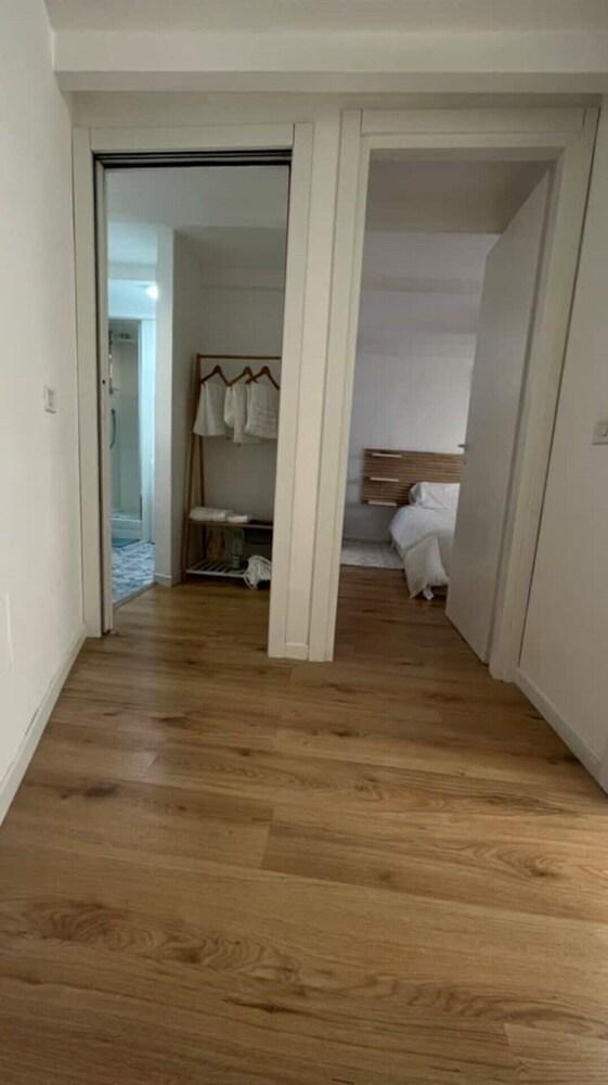 Holiday home in Testaccio-2 terraces 2 bed 3 guest - Tap to explore photos