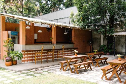 Alma Boutique Hostel - Colombo - Tap to explore photos