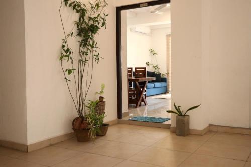 Colombo City Apartment - Tap to explore photos