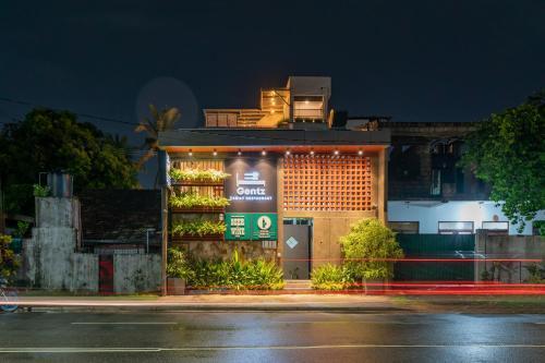 Gentz Residency & Restaurant Room Type - Triple Room