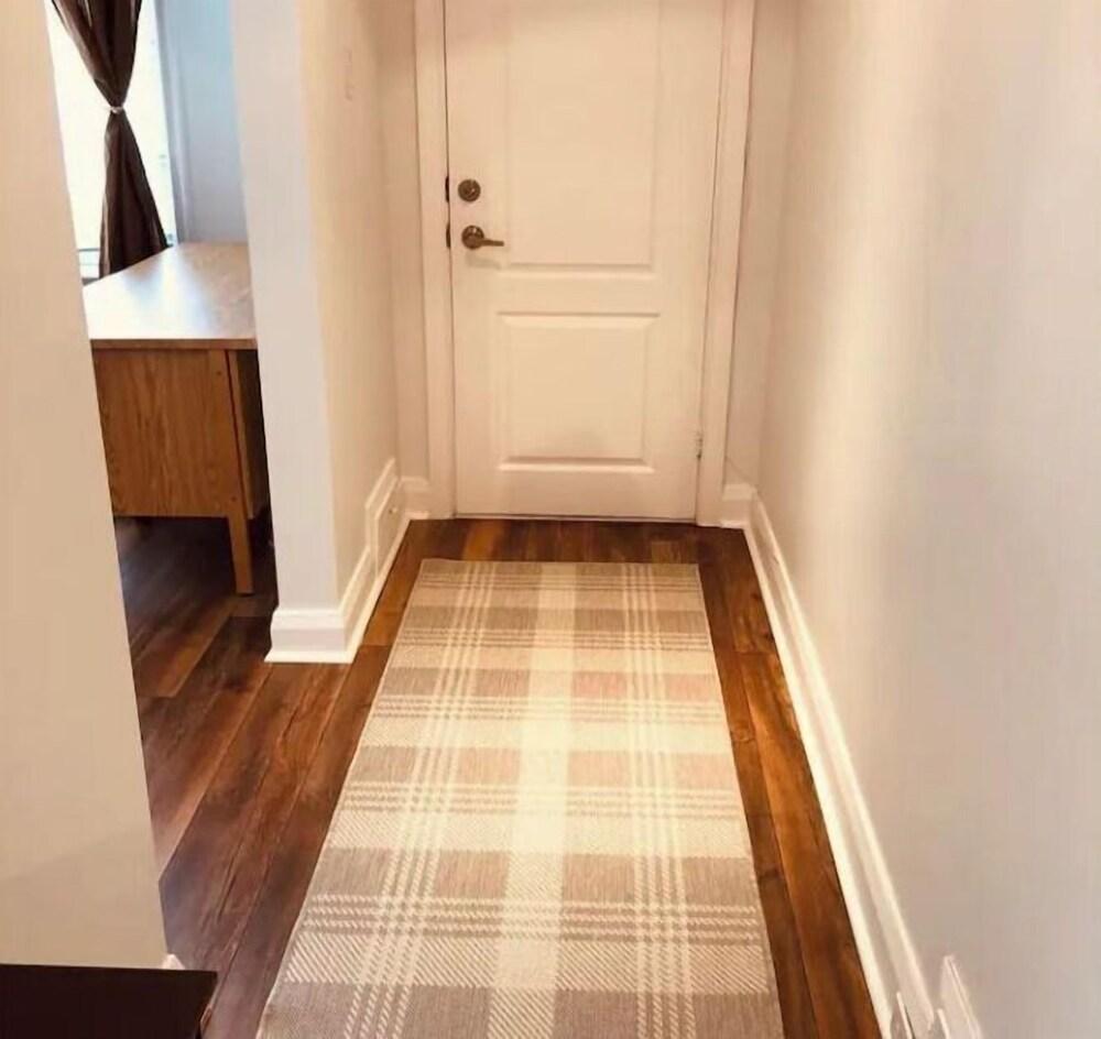 Elegant, large 2 bedroom main floor apartment