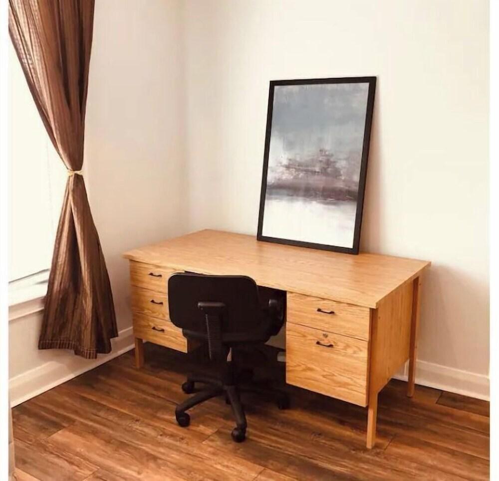 Elegant, large 2 bedroom main floor apartment - Tap to explore photos