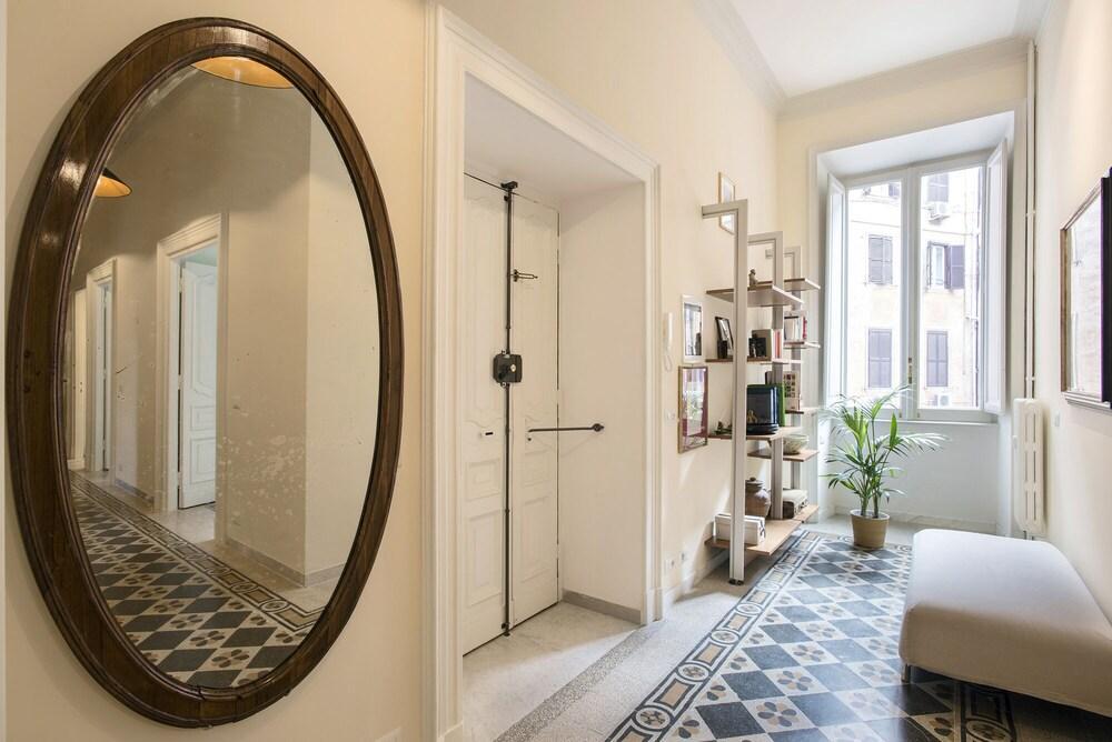 Flat Three charming apartment very comfortable