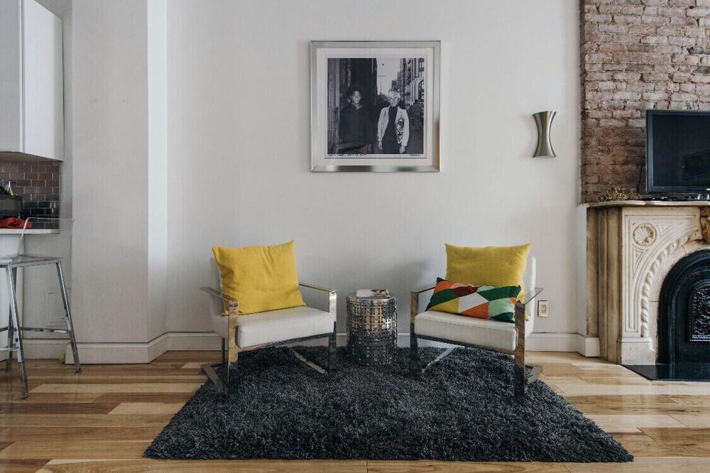 When Modern Meets Renovations Prewar Fort Greene - Tap to explore photos