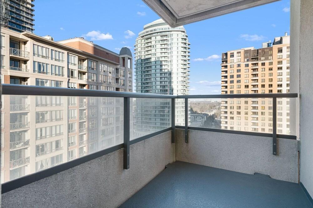 Romantic Experienc of a 2 Bedroom
