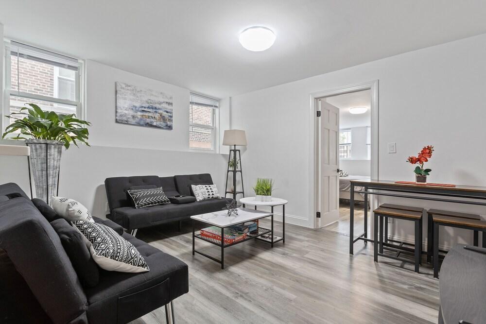 New & Spacious ~ Mins to Manhattan, King Beds - Tap to explore photos