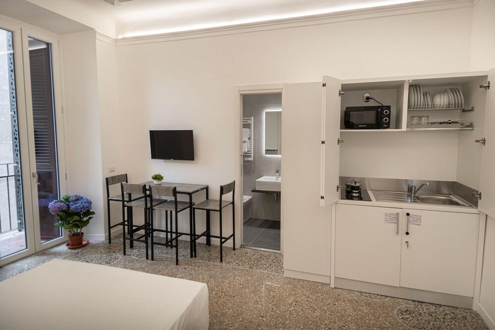 Family apartment in Rome - Tap to explore photos