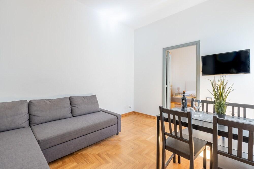 VG [IMPERIAL FORES ★★★★★] Elegant Apartment