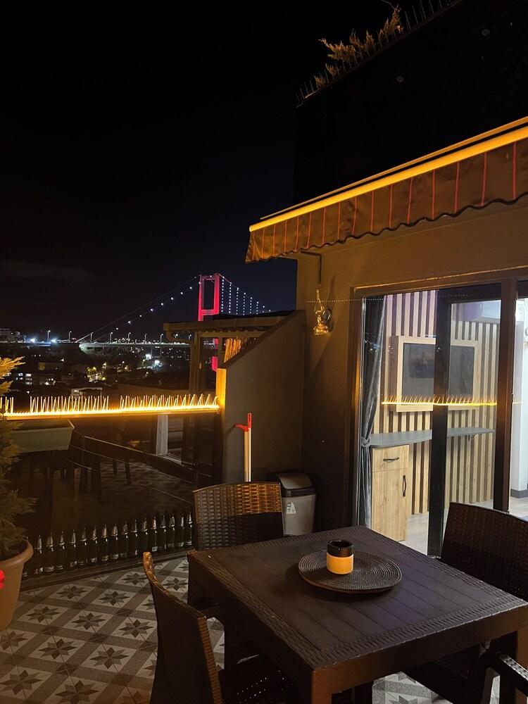 Stylish apartment with Bosphorus view