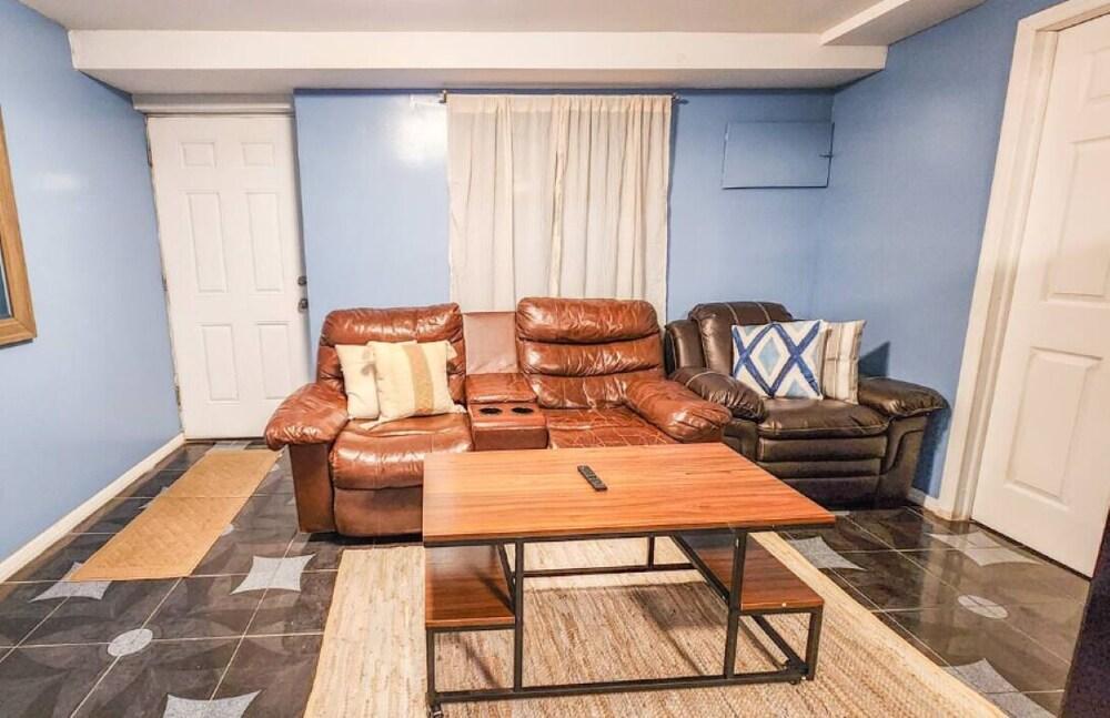 Charming Oasis Steps from Beach & Metro Station - Tap to explore photos