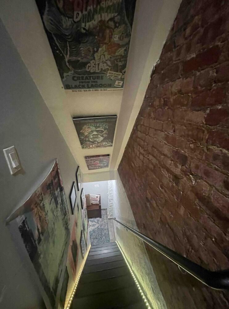 Artist Duplex