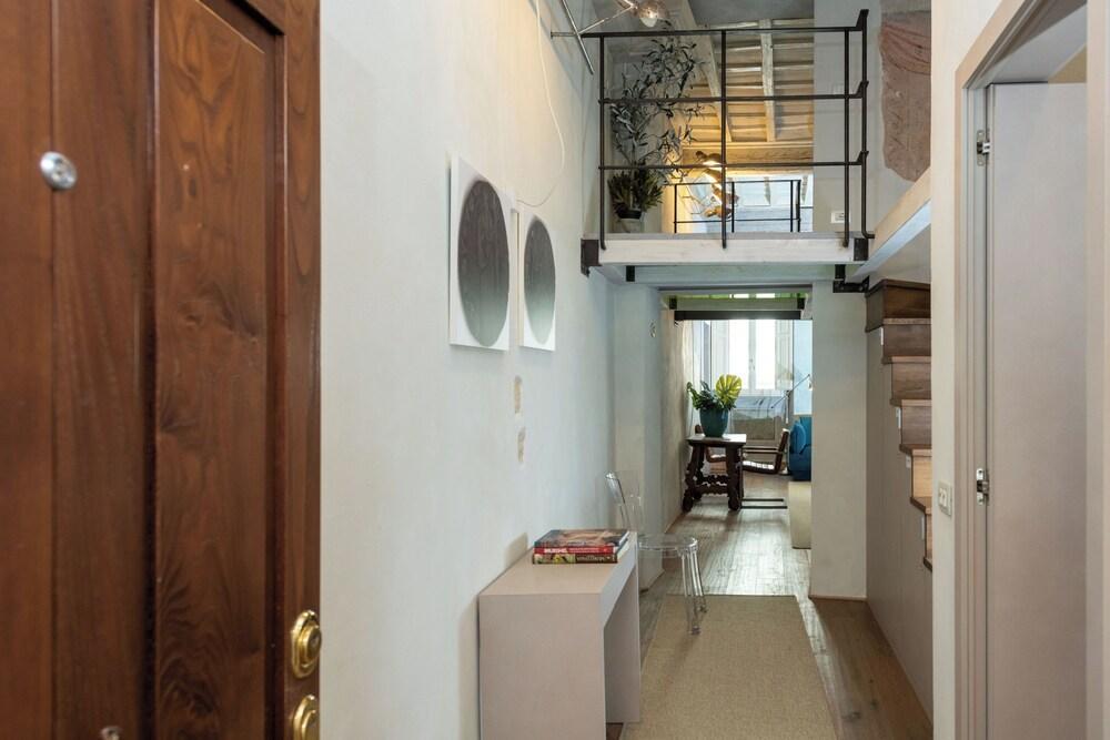 NEW! Design apt near Spanish Steps