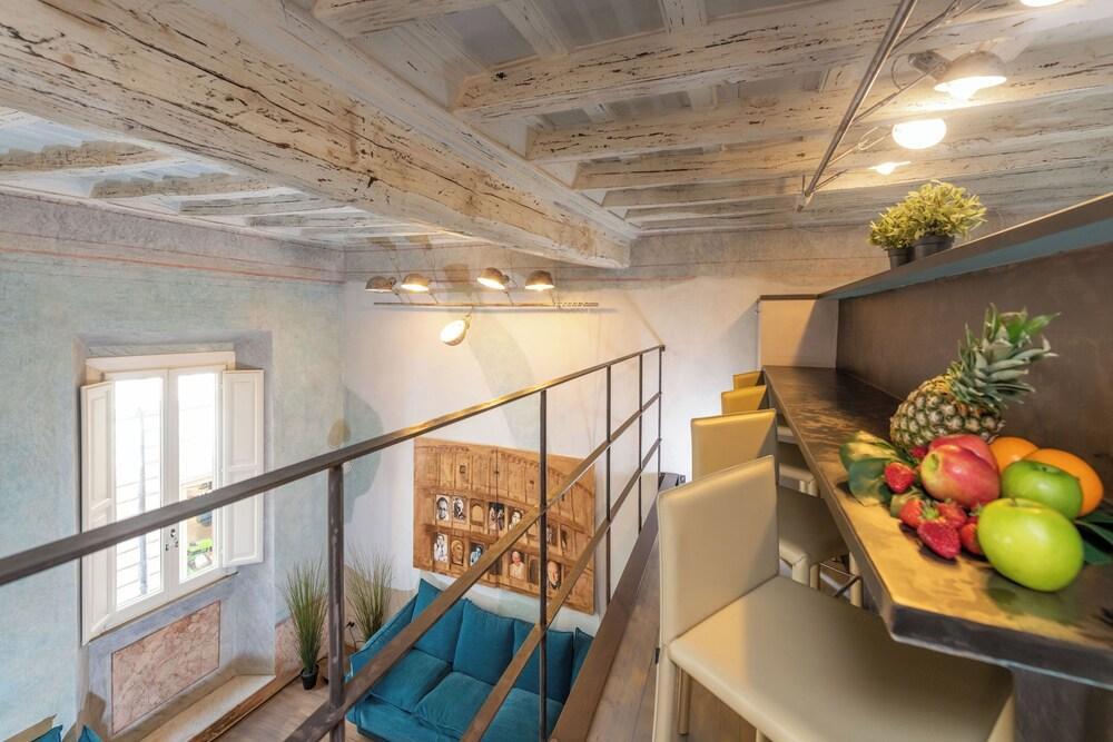 NEW! Design apt near Spanish Steps - Tap to explore photos