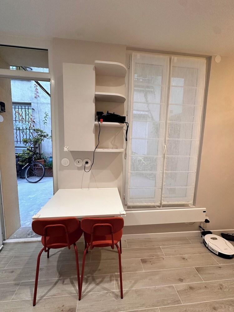 Little house in Paris city