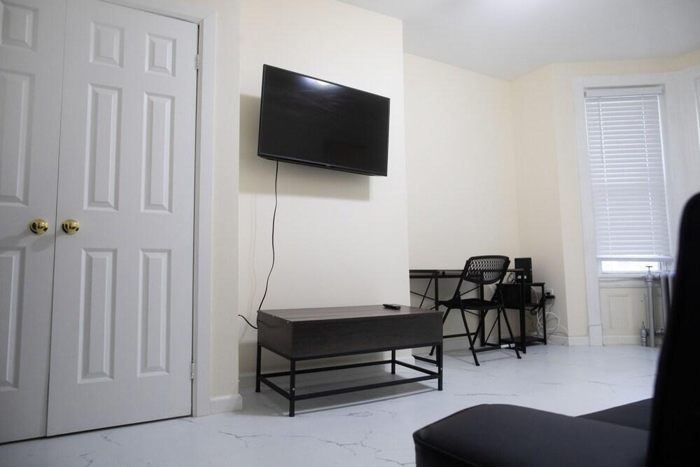 Lux Brooklyn Stay