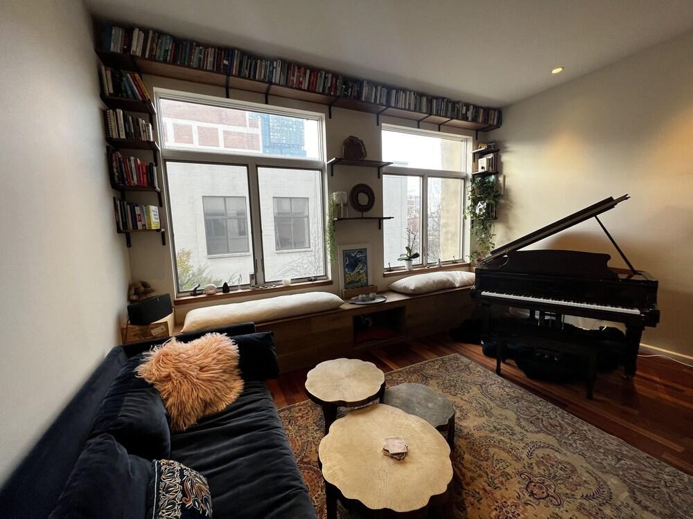 Luxury Brownstone in Prospect Heights - Tap to explore photos