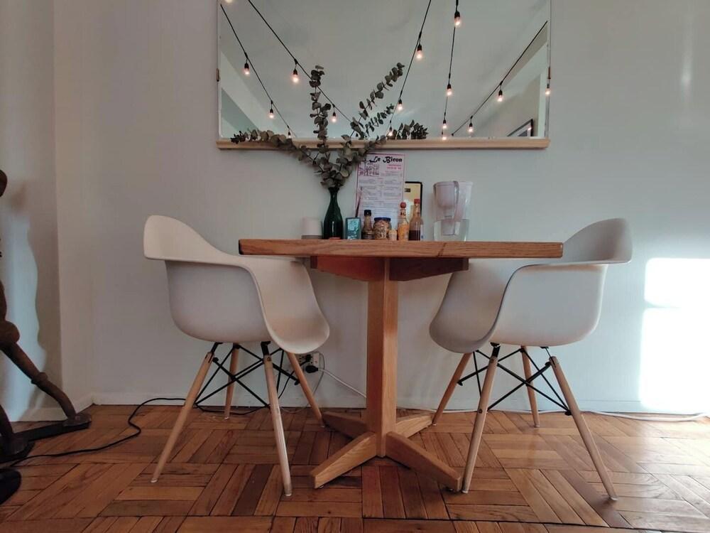 A Cozy Harlem Home.