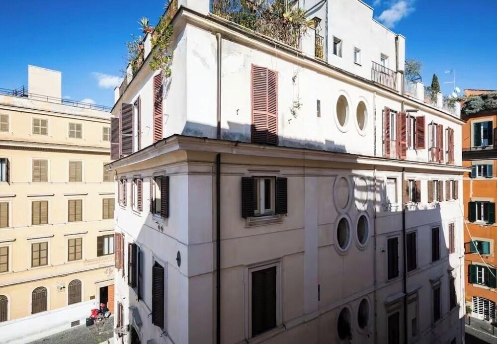 Glamour Leonina - Monti, Rome