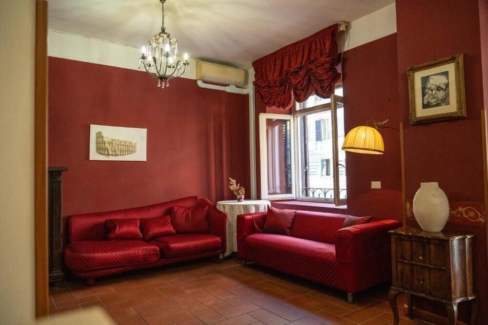 Imperial Guest House - Full Apartment no kitchen - Tap to explore photos