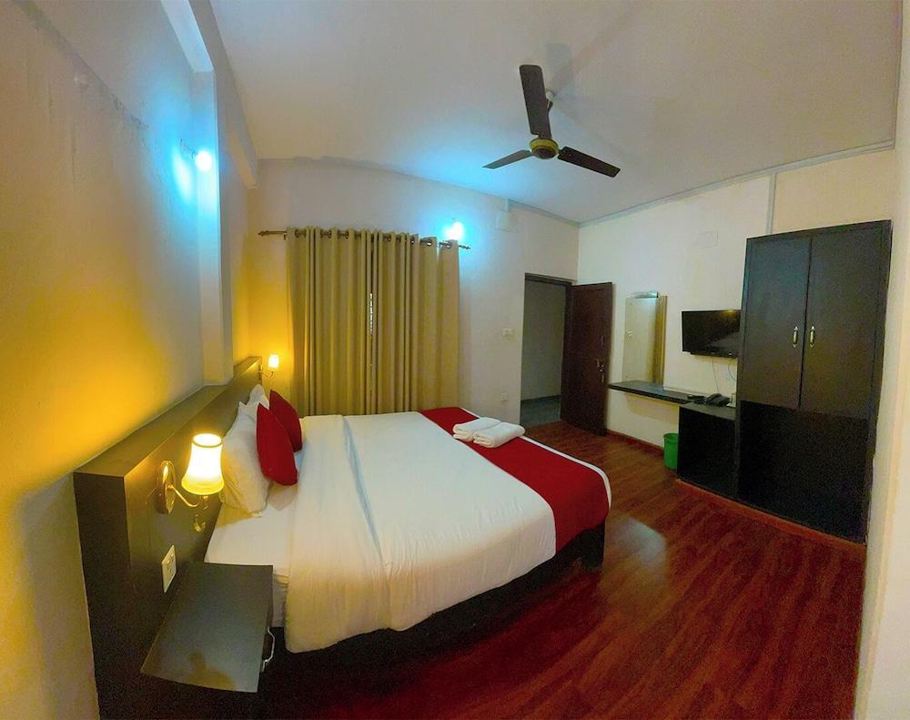 Hotel Juju Room Type - Standard Double Room, Balcony