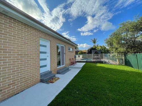 Cosy Sunlit Home Away from Home Room Type - Two-Bedroom Villa