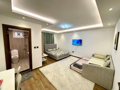 Luxury Accommodation Near Abu Dhabi Airport Room Type - Deluxe Double Room
