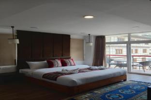 Hotel Ugyen Room Type - Premium Room