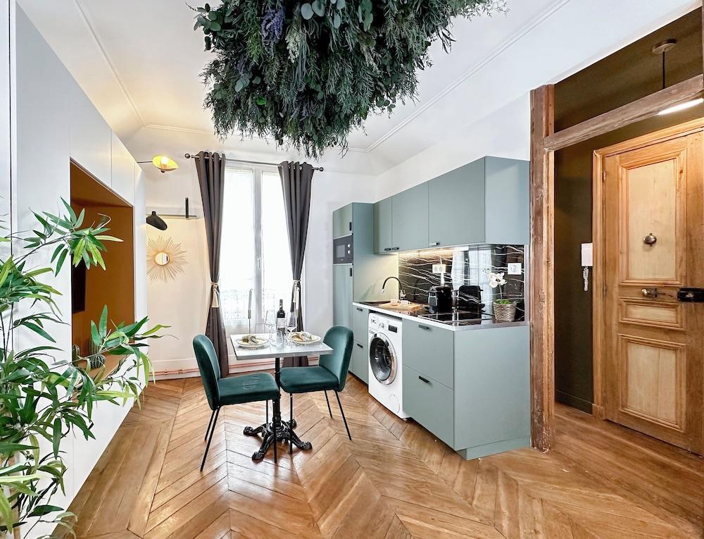 1552 Laborde Room Type - Deluxe Apartment, City View 1552 Laborde Room Type - Deluxe Apartment, City View