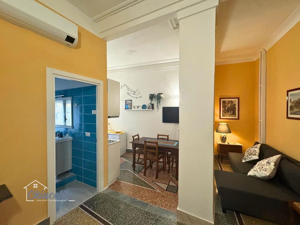 Satrico43 - ChiacchioProperty Room Type - Apartment, 1 Queen Bed with Sofa bed, Kitchenette, City View