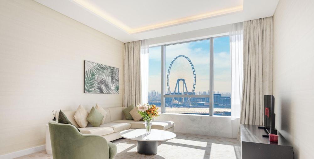 LUX Iconic Views at Palm Tower Suite 7 Room Type - Apartment, Sea View