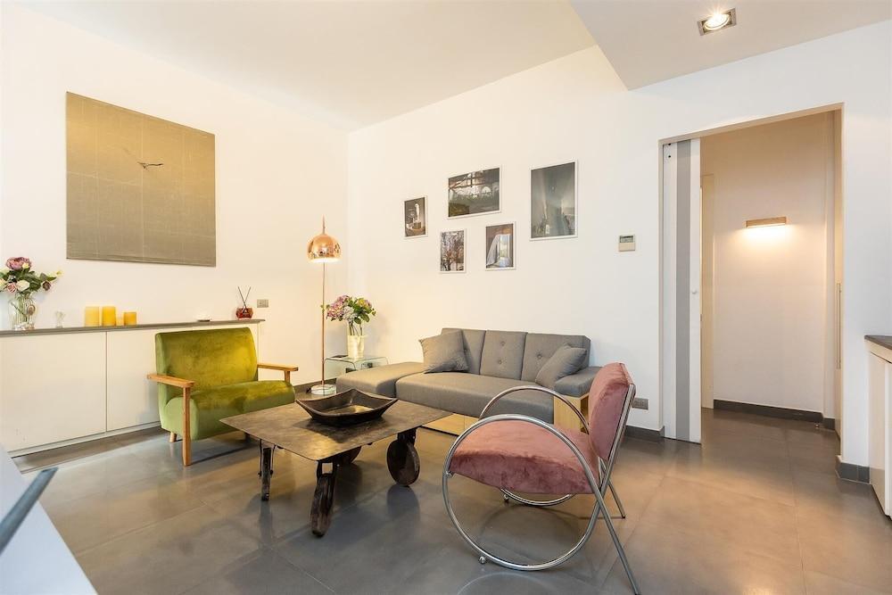 Rental in Rome Secret Terrace Apartment - Tap to explore photos
