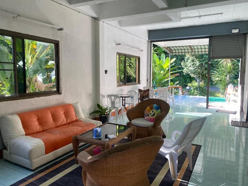 Mountain View Hostel - Krabi Airport - Tap to explore photos