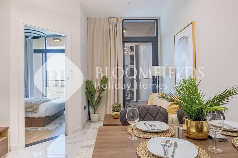 Bloomfields Deluxe 1br Al Maryah Vista - Tap to explore photos