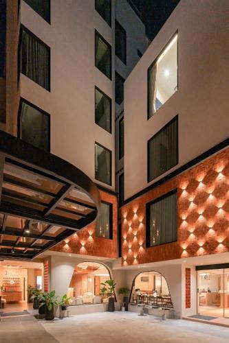 Jace Siam hotel - Tap to explore photos