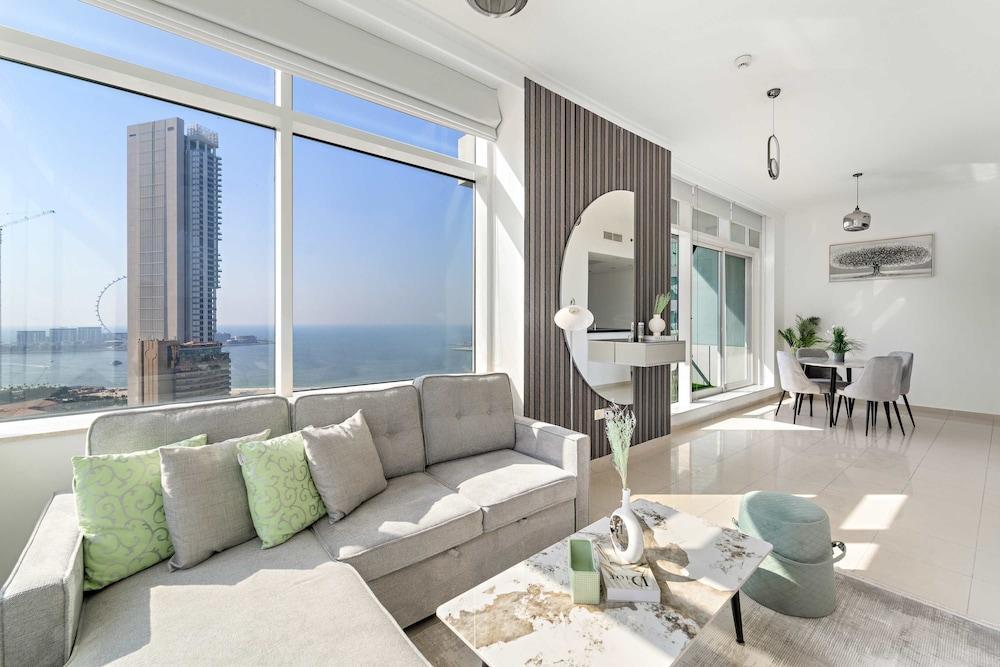 Silkhaus Comfy 1BR Botanica Tower Dubai Marina