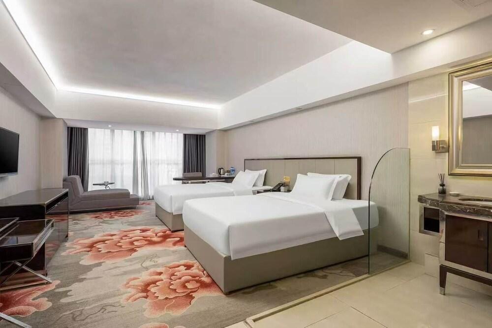 Feng Zheng Hotel Room Type - Standard Double Room